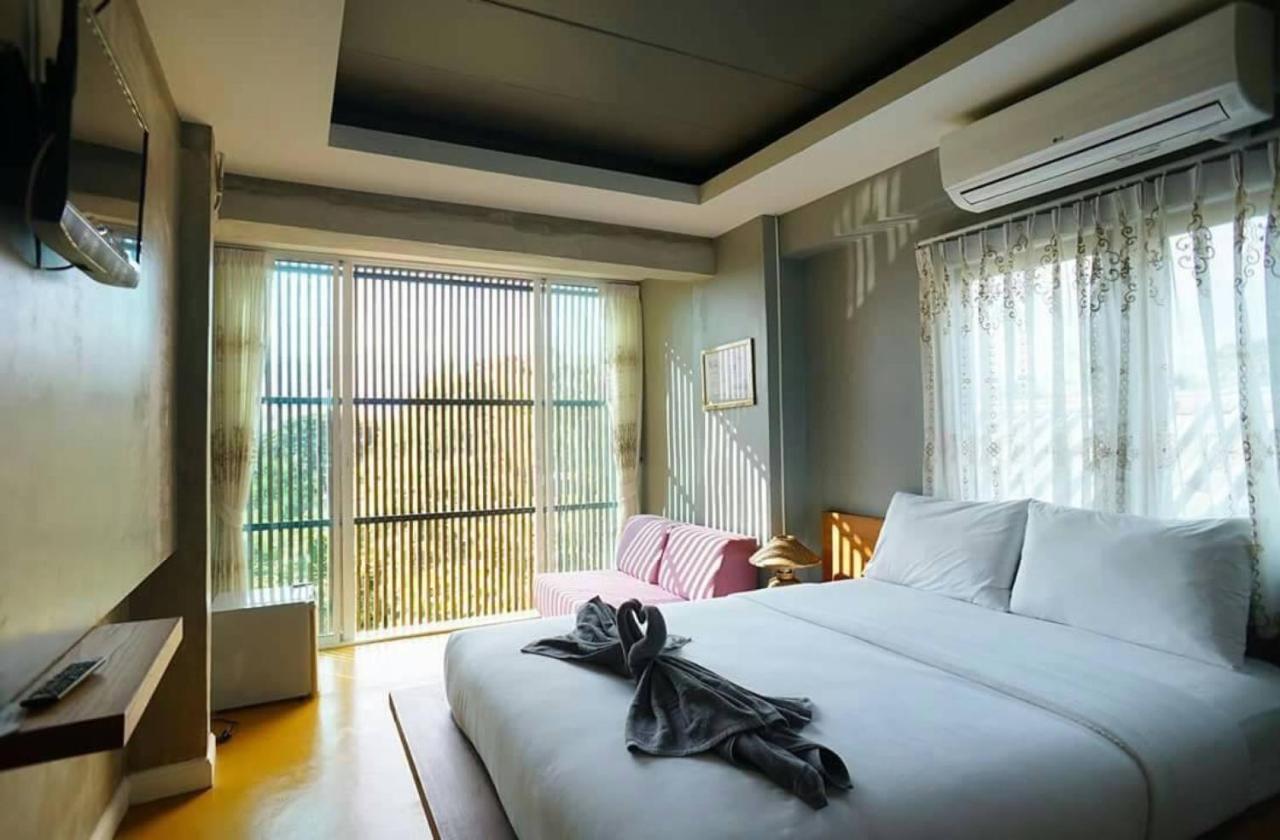 L'Ner Chiang Mai Hotel ภายนอก รูปภาพ